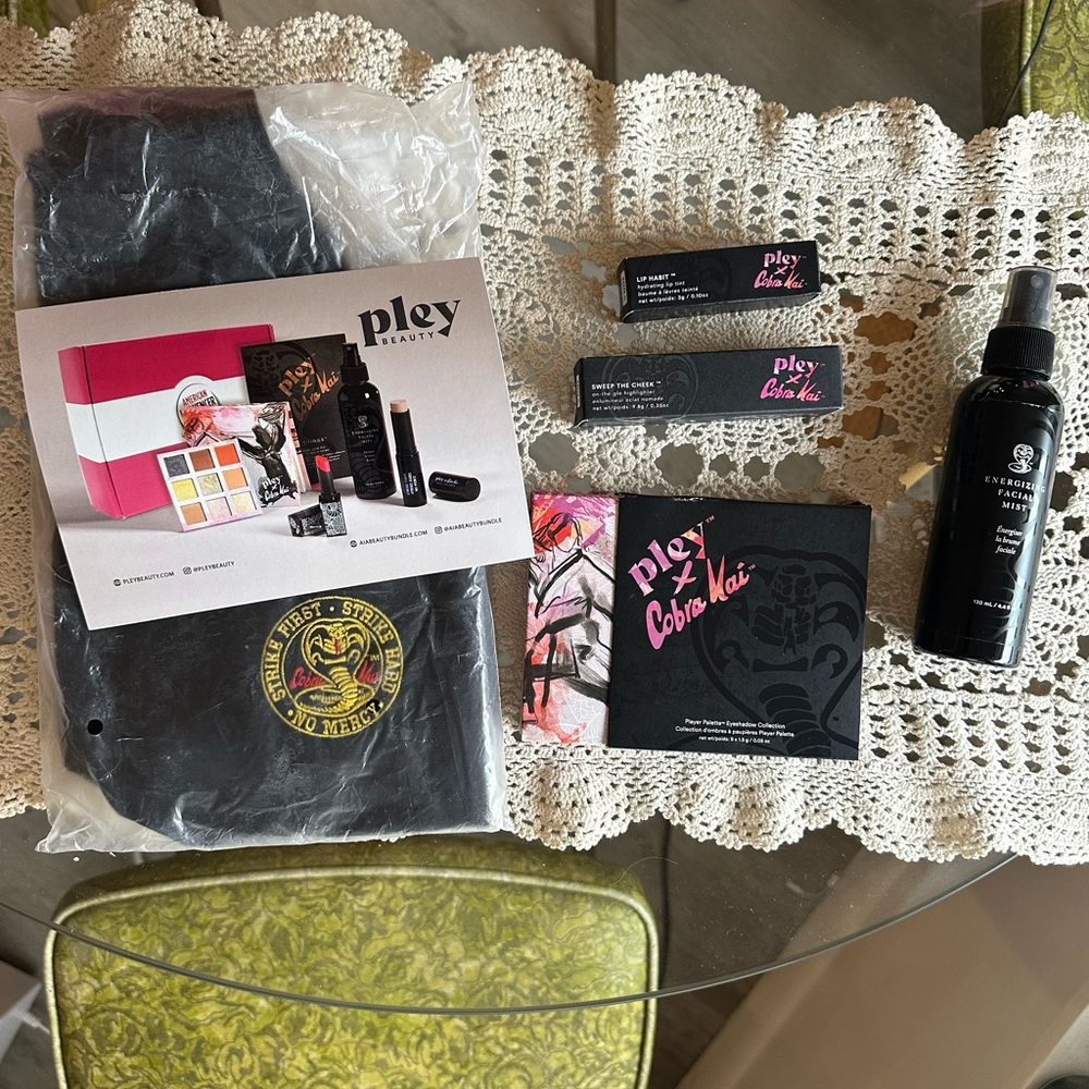 Pley Beauty Cobra Kai Makeup Set